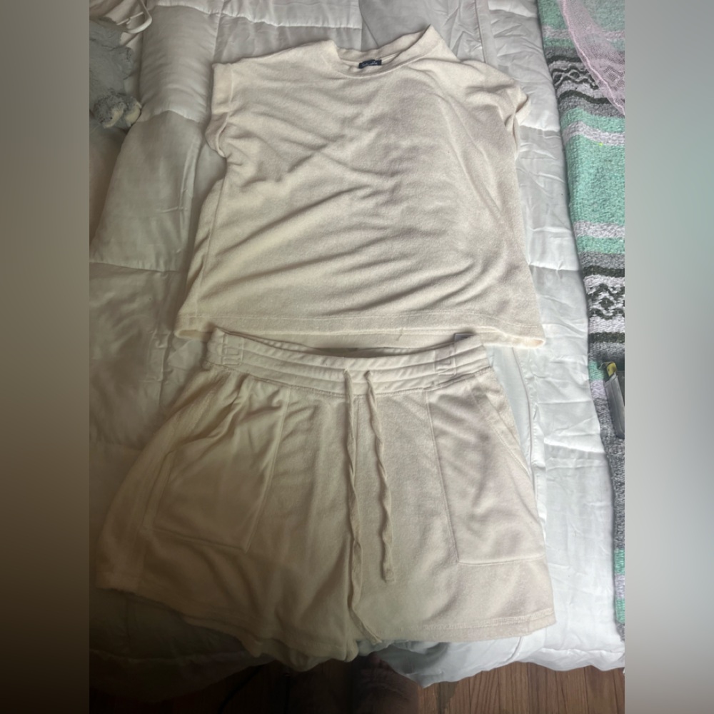 Splendid Women's Cream Terry Cloth  Set